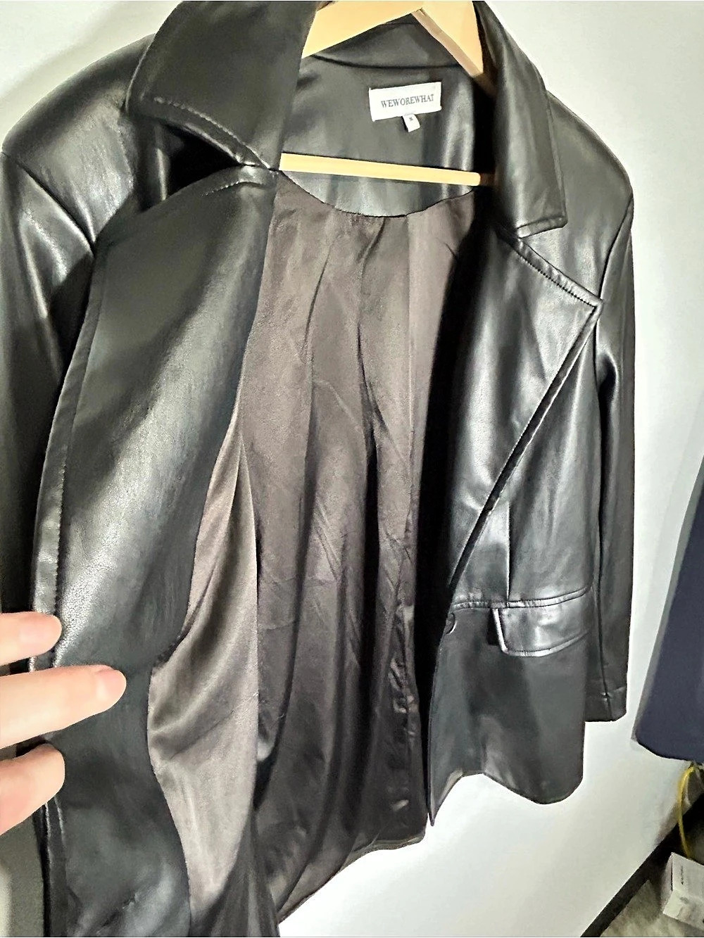 WEWOREWHAT Faux Leather Blazer Black Size Medium Like New - Picture 6 of 10